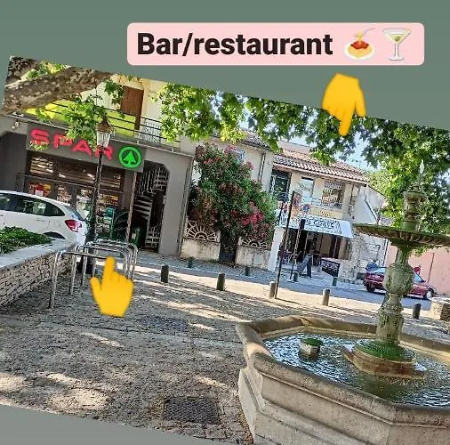 Dom wakacyjny Charmante Maison De Avec Parking Prive *