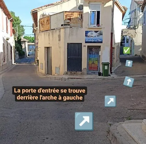Charmante Maison De Avec Parking Prive Nîmes